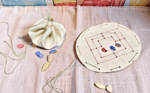 mitmachaktion-steinchenspiele-c-museumsdorf-hoesseringen