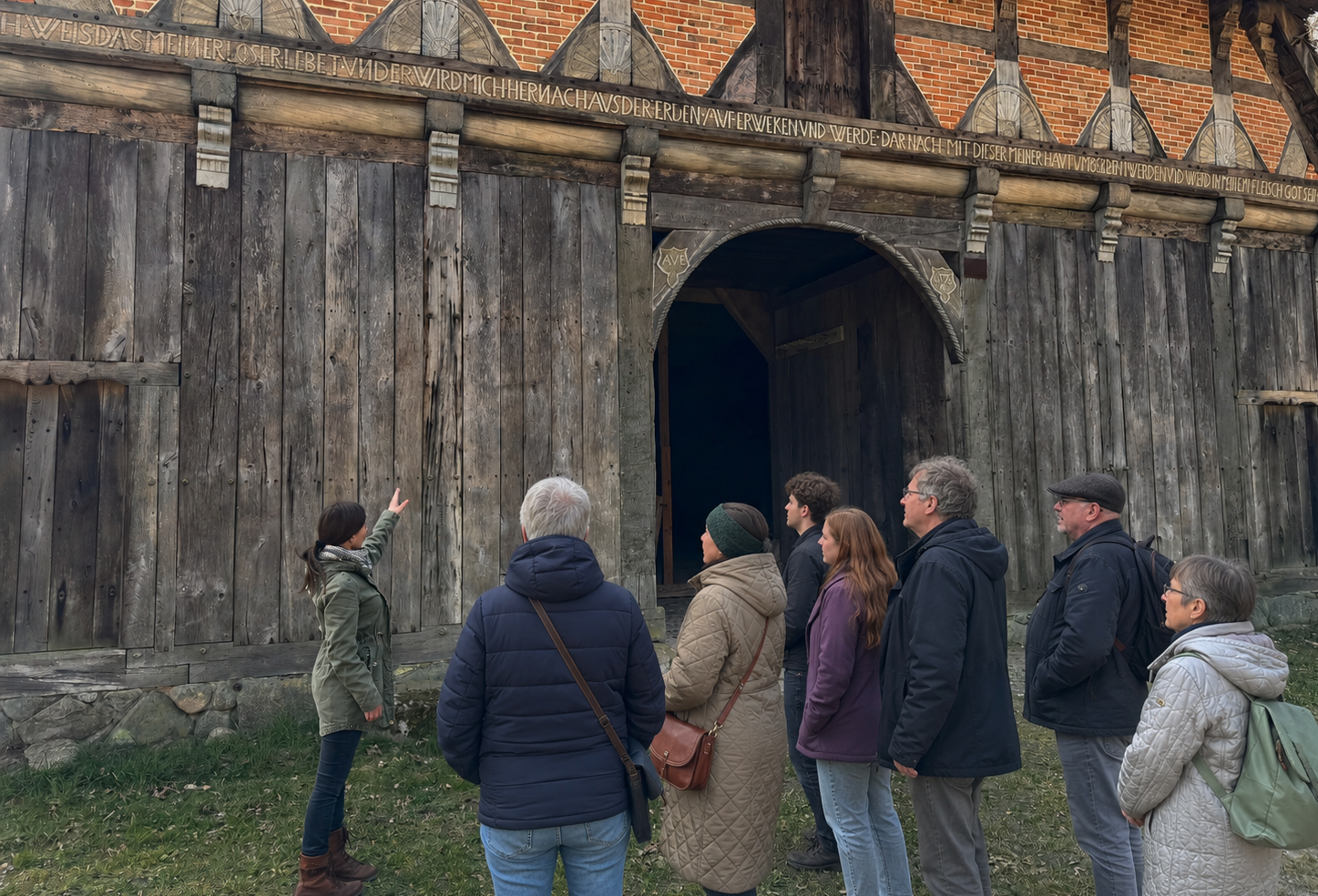 oeffentliche-fuehrung-durch-das-museumsdorf--c-museumsdorf-hoesseringen